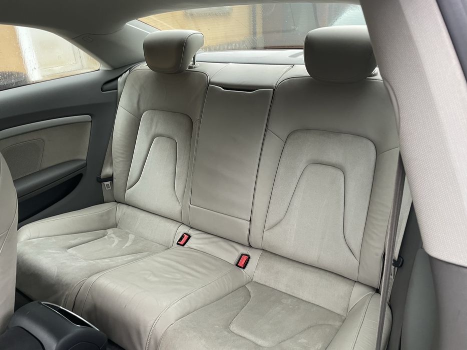 Audi A5 3.0 TDI | Piele/Alcantara | Clima | Pilot | Xenon Adaptiv |