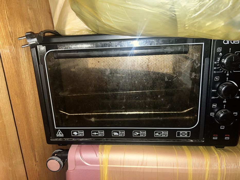 Духовка Artel отличная