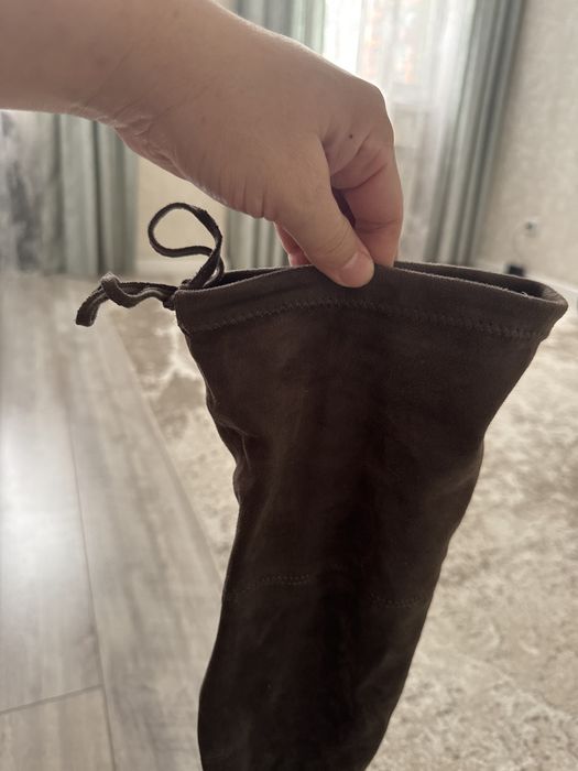 Продам коричневые замшевые ботфорты