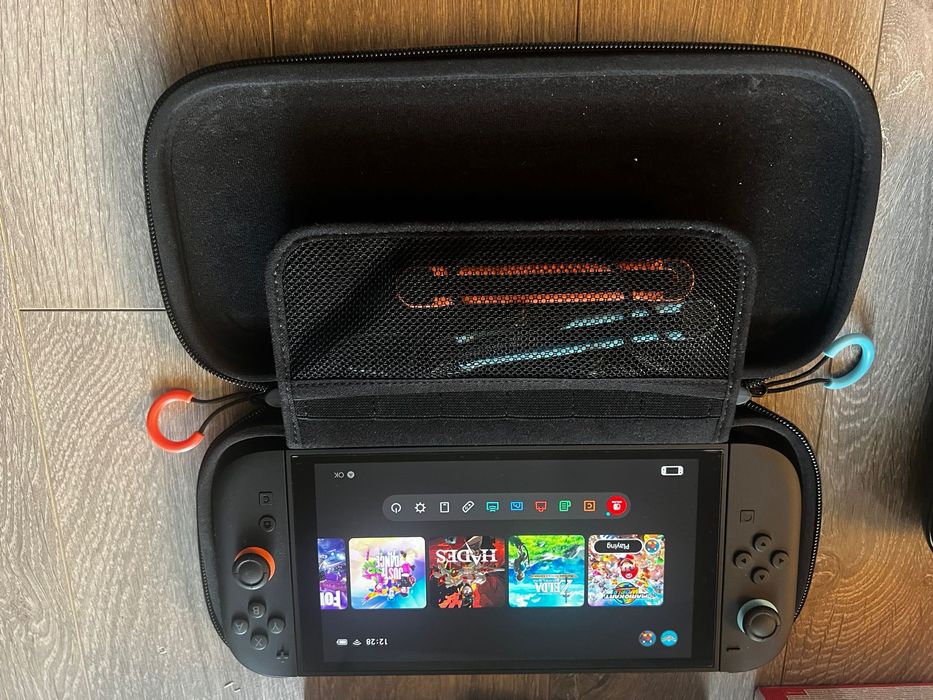 Nintendo Switch 2 + Husa | În garanție 1 an | Stare excelentă