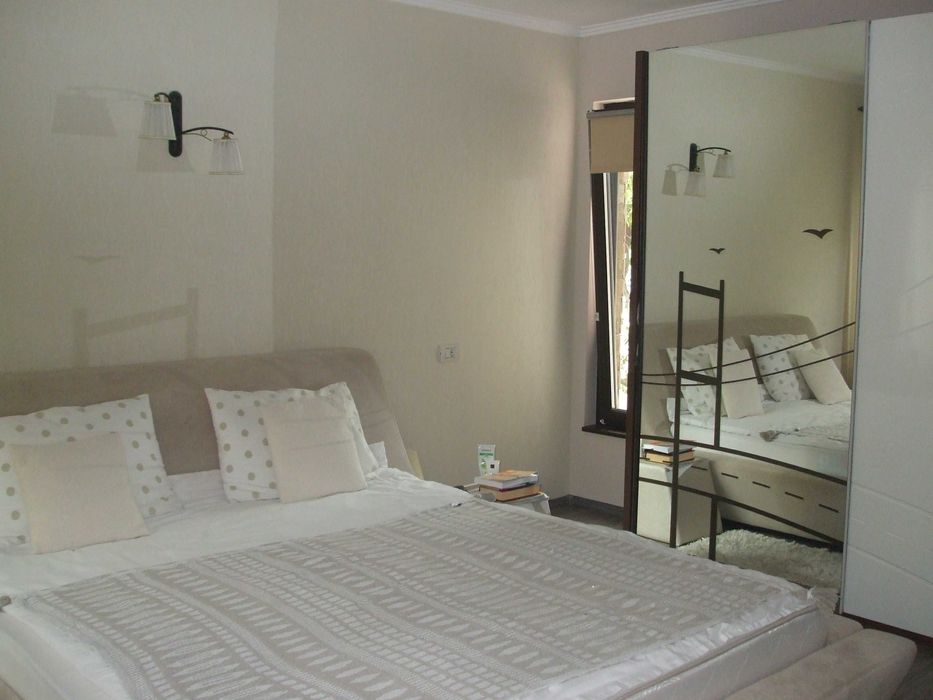 Vilă deosebită P.Neamț,Sărata -Ursuleți, cu vedere la lac