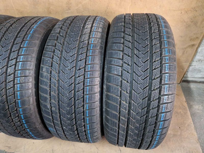 4 Gripmax R17 235/50
зимни гуми DOT2217