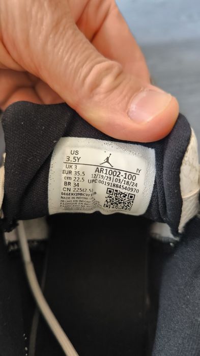 Vand Nike Jordan copii marimea 35.5
