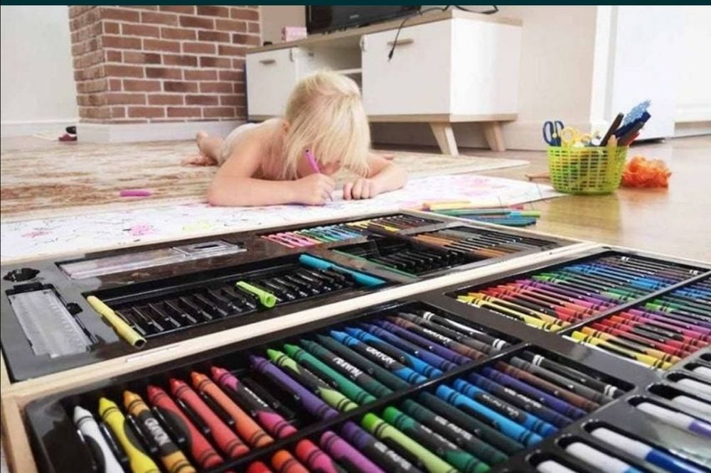 Набор рисование 220 предметов для творчества