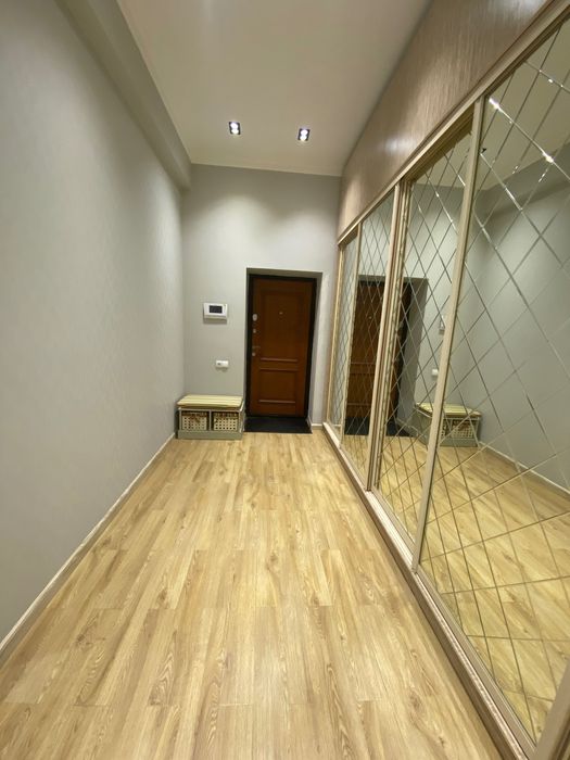 Сдаётся просторная квартира в самым престижном районе Ташкента