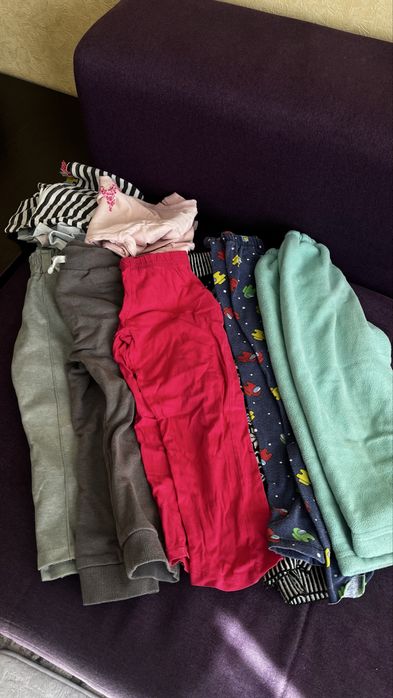 Одежда и обувь 2-3 огромных пакета в одни руки