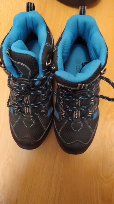 Детски обувки номер 30 зимни за преход