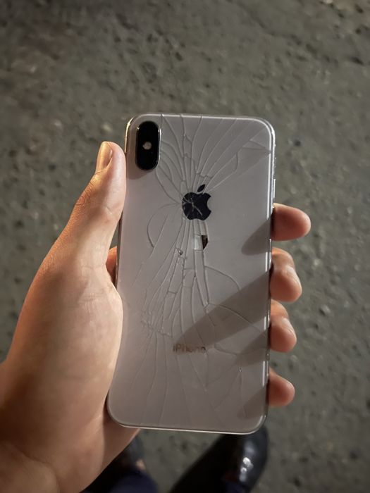 Iphone X karobka dokument yoq