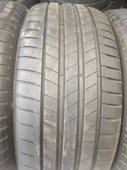 245/45/19 Bridgestone