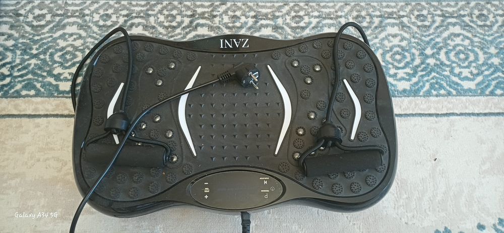 Продам Вибра платформу Новый. И массажёр для ног тоже новый