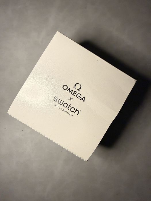 Omega x Swatch – Bioceramic MoonSwatch Mission to the Moonphase