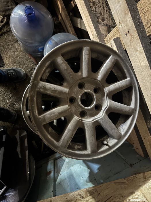 Продаются диски ромашки r15 5*115