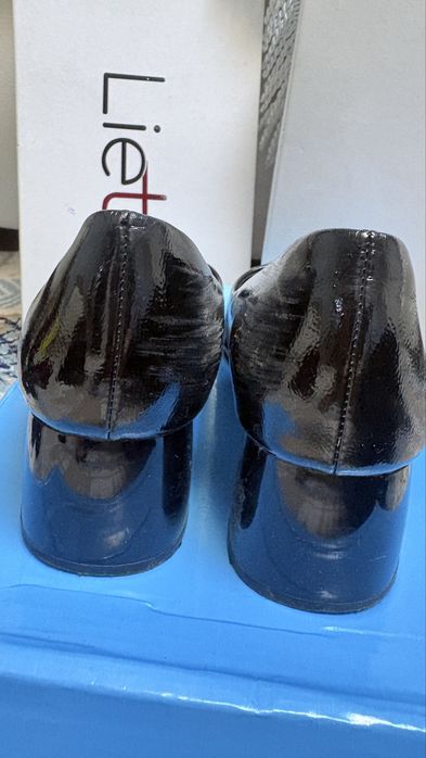 Продам Туфли кожаные женские