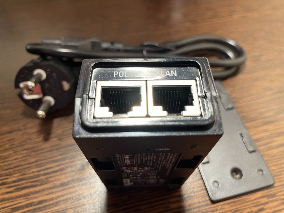 PoE гигабитов адаптер, Ubiquiti