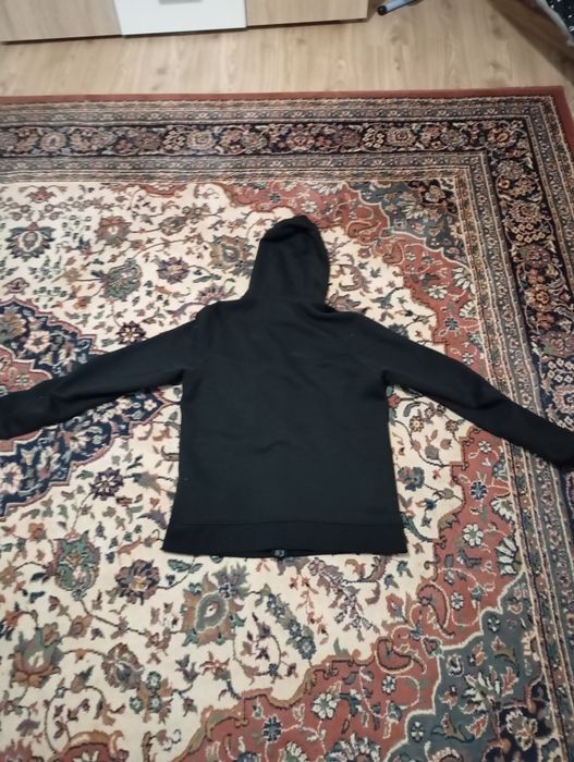 Vând Hanorac Nike Tech Xl fit L