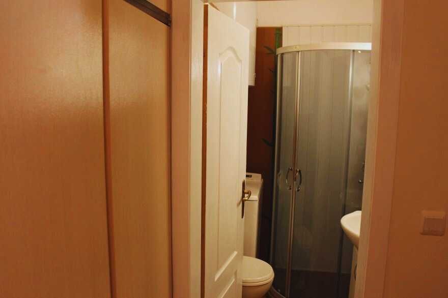 Дава се под наем Двустаен апартамент в София, Полигона - 80 кв.м за 499.8 € - Снимка #5