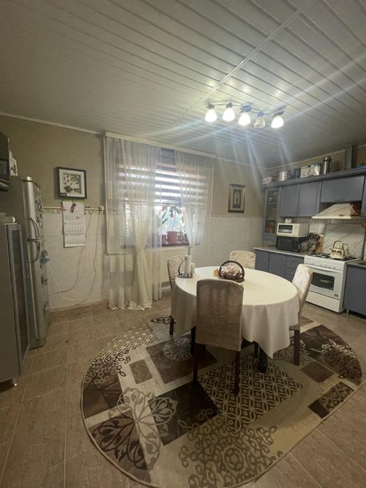 Продается 2-х этажный дом