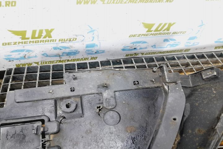 Bara fata inferioara cu grila radiator 622352140r Renault Captur 2  [din 2019 pana  2020] seria