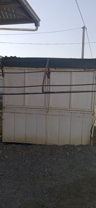 Butka va zontik sotiladi