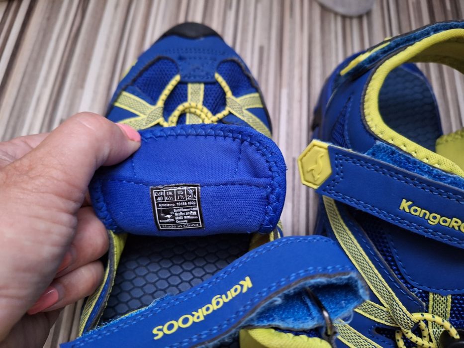 Sandale KangaRoos marime 40 ca noi.