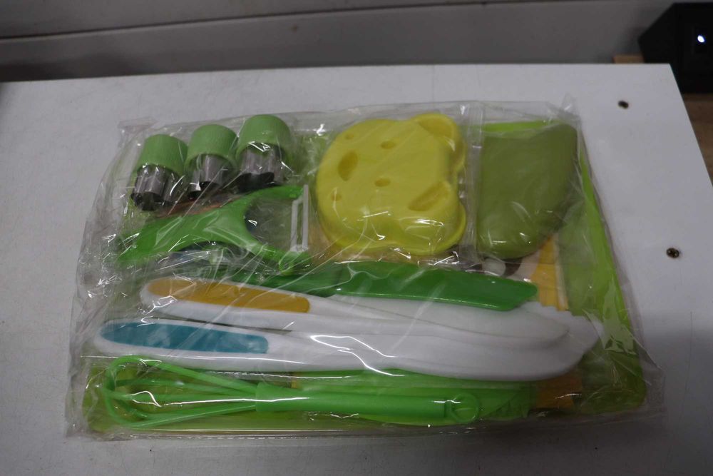 Комплект кухненски инструменти Монтесори, съдове за готвене