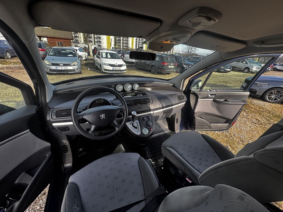 Peugeot 807 7 locuri