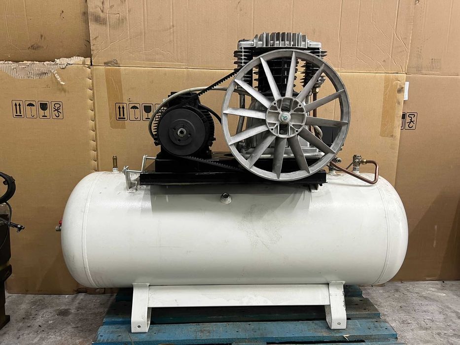 Compresor de aer FIAC 300 litri 11 BAR