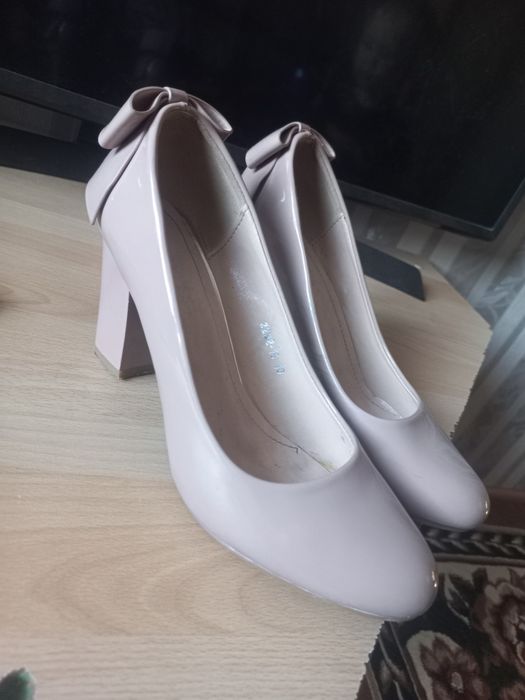 Продам туфли в хорошем состояние