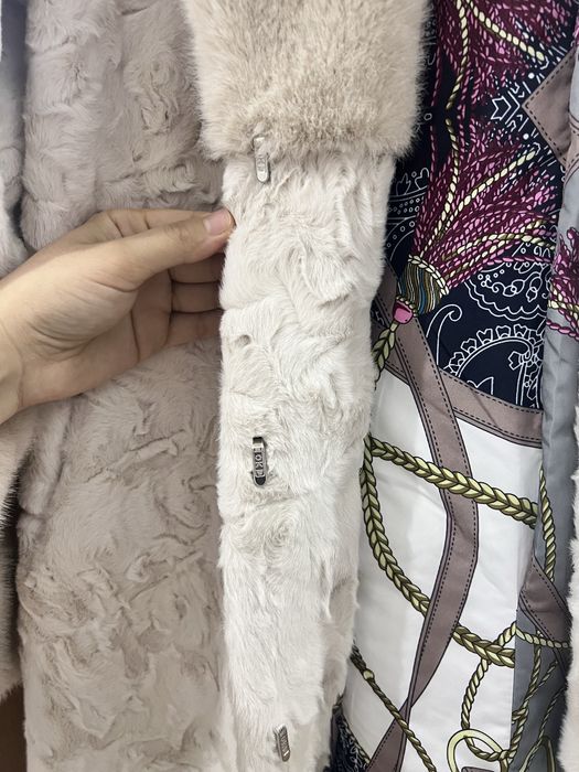 Шуба каракуль