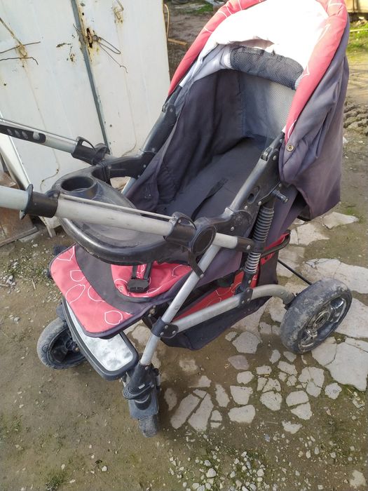 Каляска сотилади