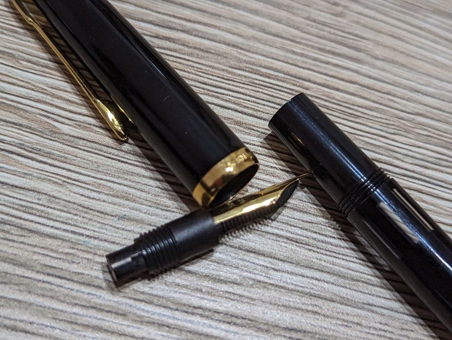 Stilouri Reform Calligraph