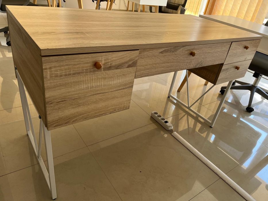 Birou Modern Tip Scandinav