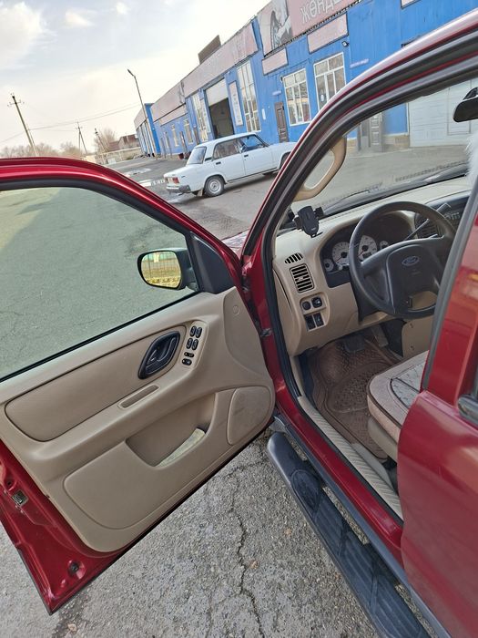 Машина сатылады сурақтар бойынша жекеге өтіңіздер..