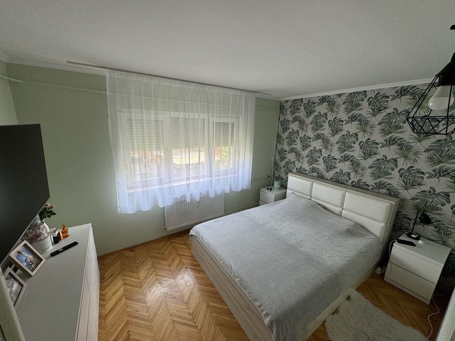 Apartament 3 camere tip C cu  beci - zona Rogerius