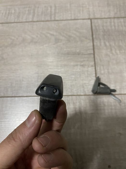 Продам форсунки омывателя