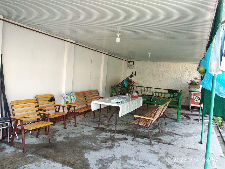 Продается дом с участком