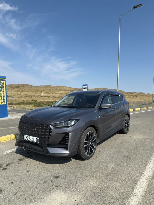 Jetour x 70 plus