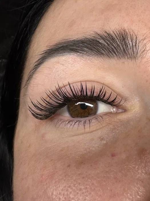 Наращивание ногтей, ресниц, дипеляция