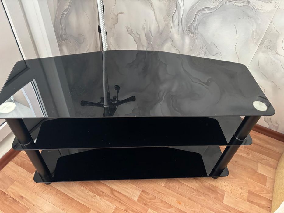 Продам журнальный столик