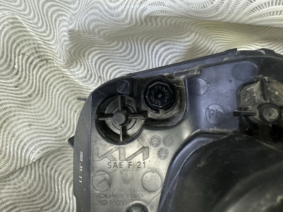 Противотуманная фара киа спортейдж