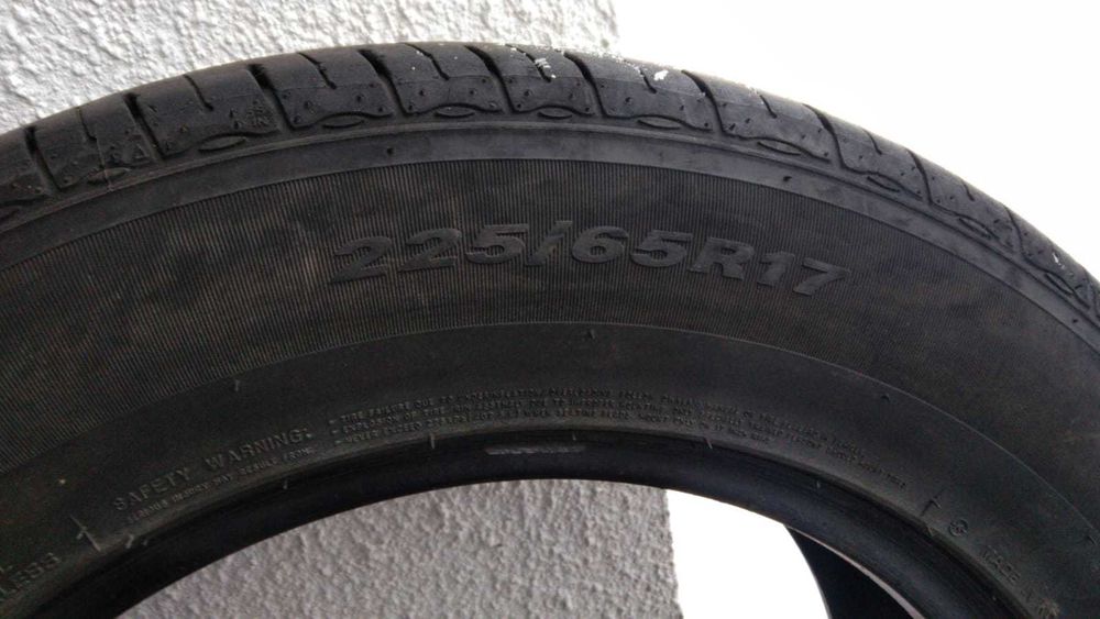 Продам резину NEXEN 225/65/R17 4 штуки