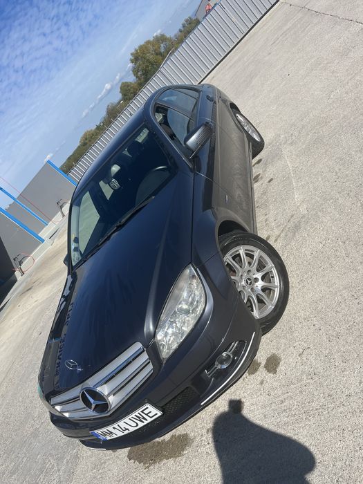 MERCEDES-BENZ E-Class 2010 — imagine 4