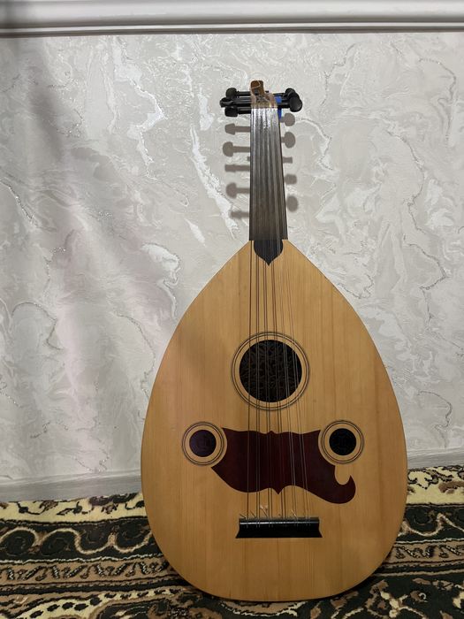 продается сейчас уд новый музыкальный инструмент