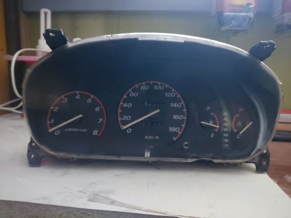 Щиток приборов Хонда црв 96г