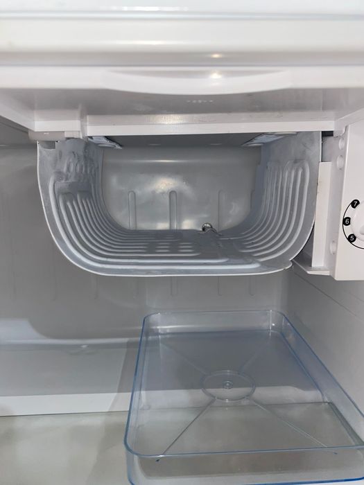 Продам холодильник ARG