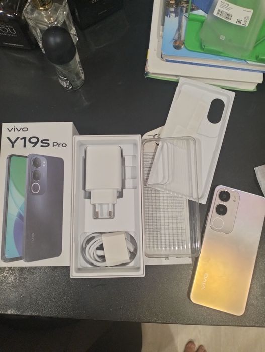 продаю vivo Y19s Pro