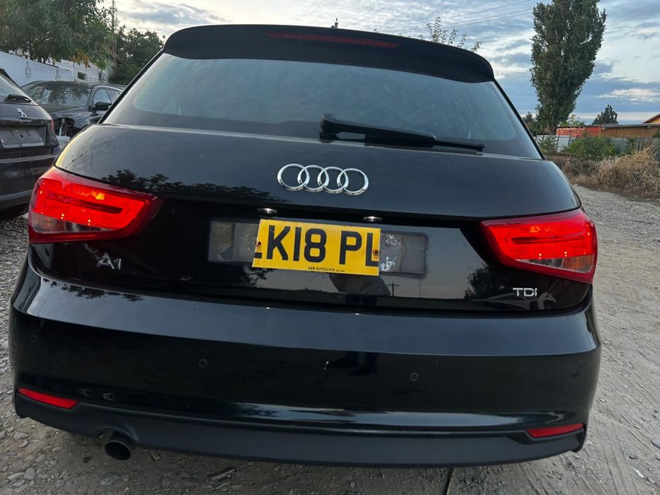 Haion cu lunetă Audi A1 2018