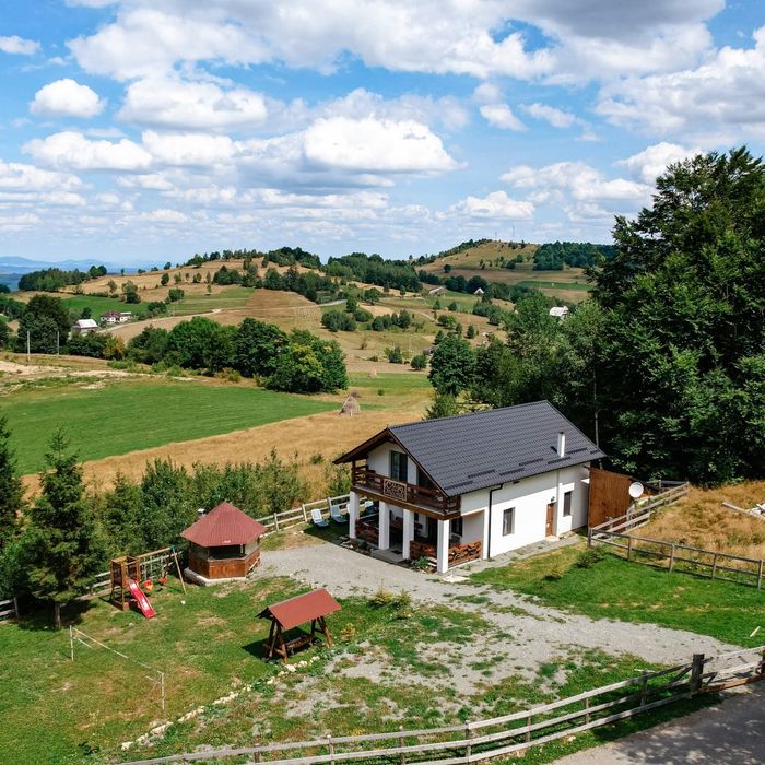 Liberă de Crăciun! Închiriere cabană Casa din munti Vladeasa