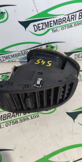 Grila ventilatie bord dreapta Volkswagen VW Polo a 3-a generatie 6N (