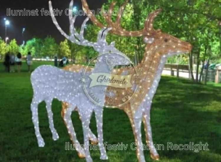 Sanie luminoasa cu reni de exterior, iluminat festiv, figurina Craciun